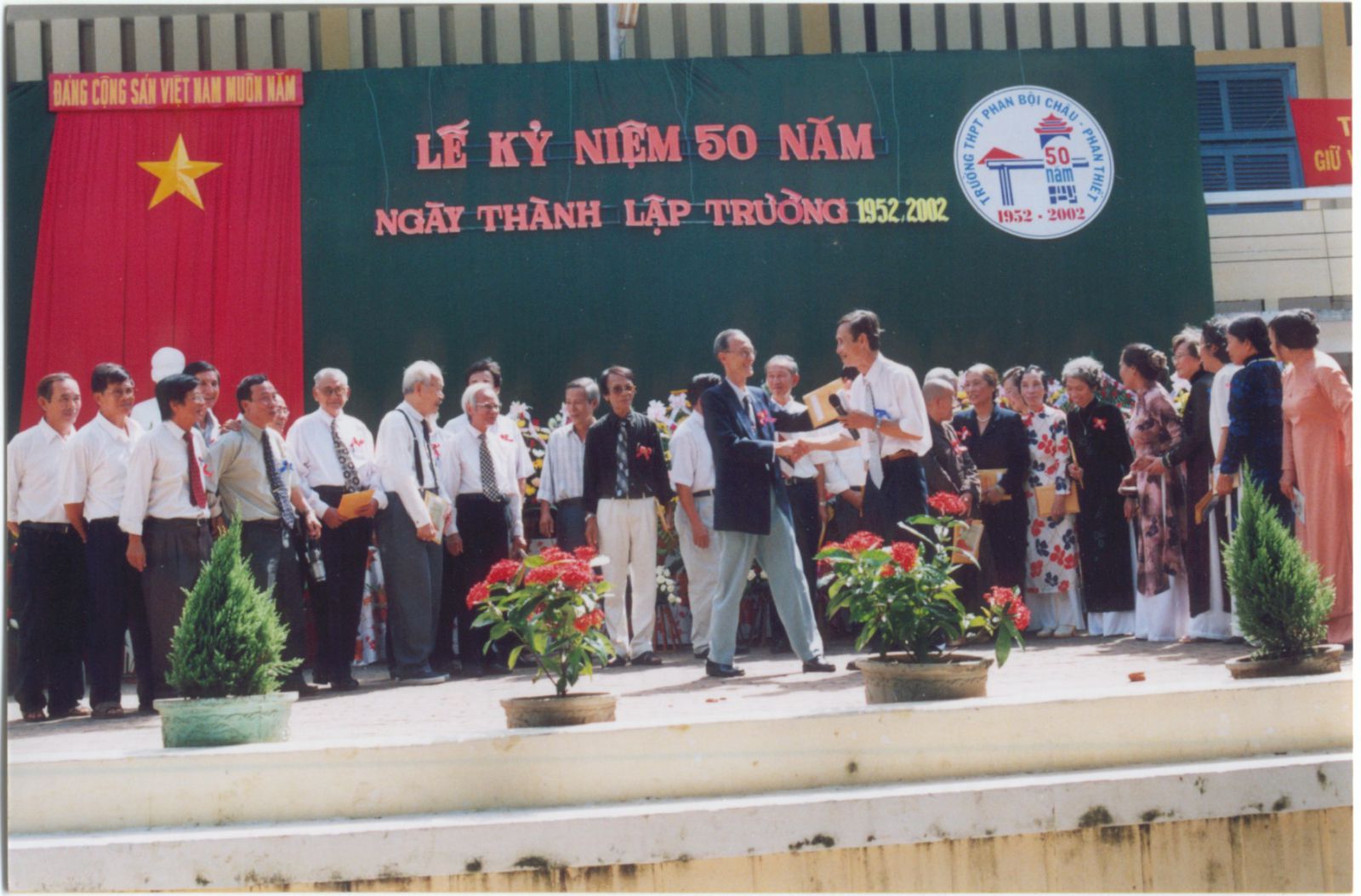 50 năm trường Phan